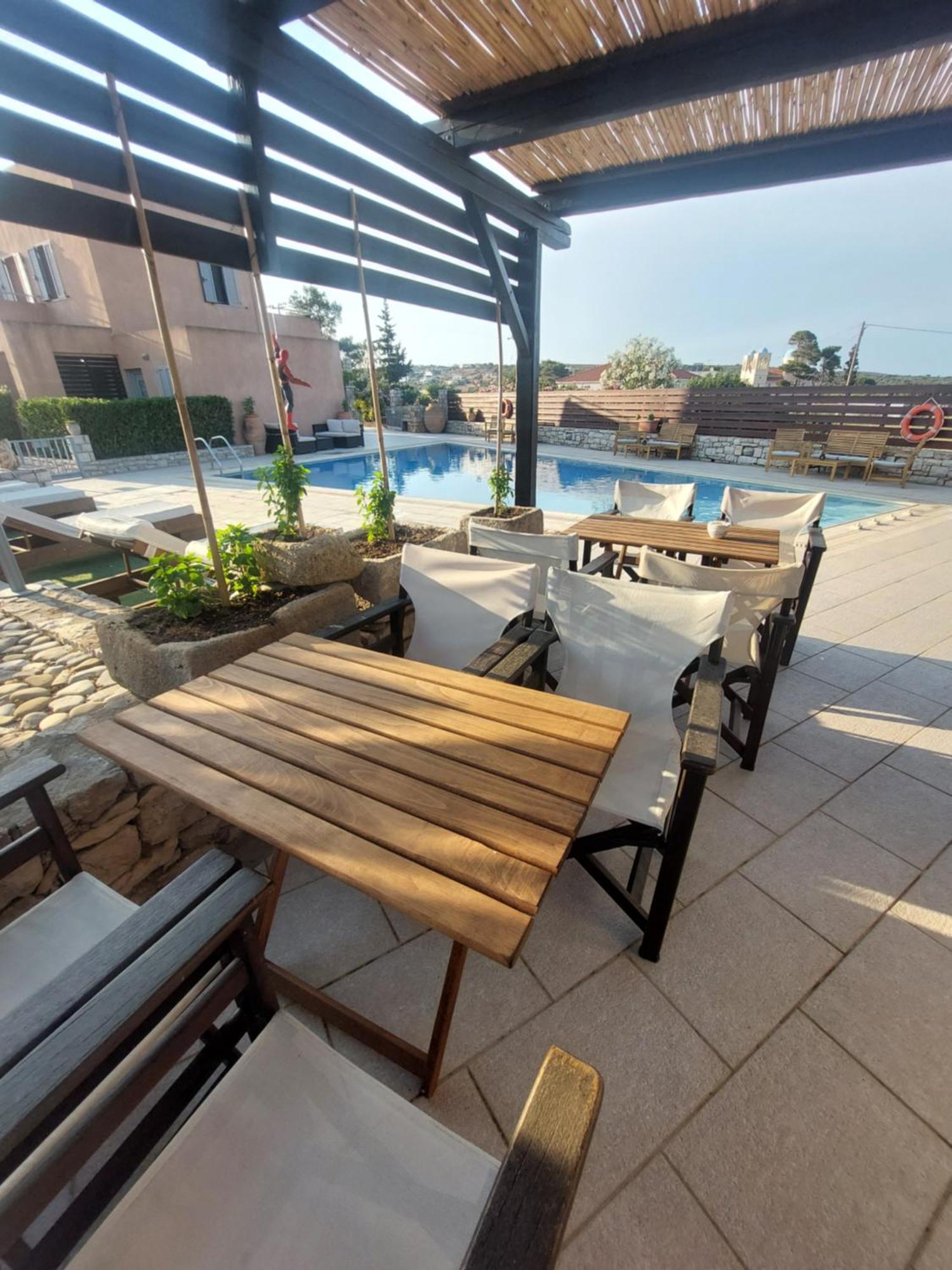 Petradi Apart otel Livadi  Dış mekan fotoğraf
