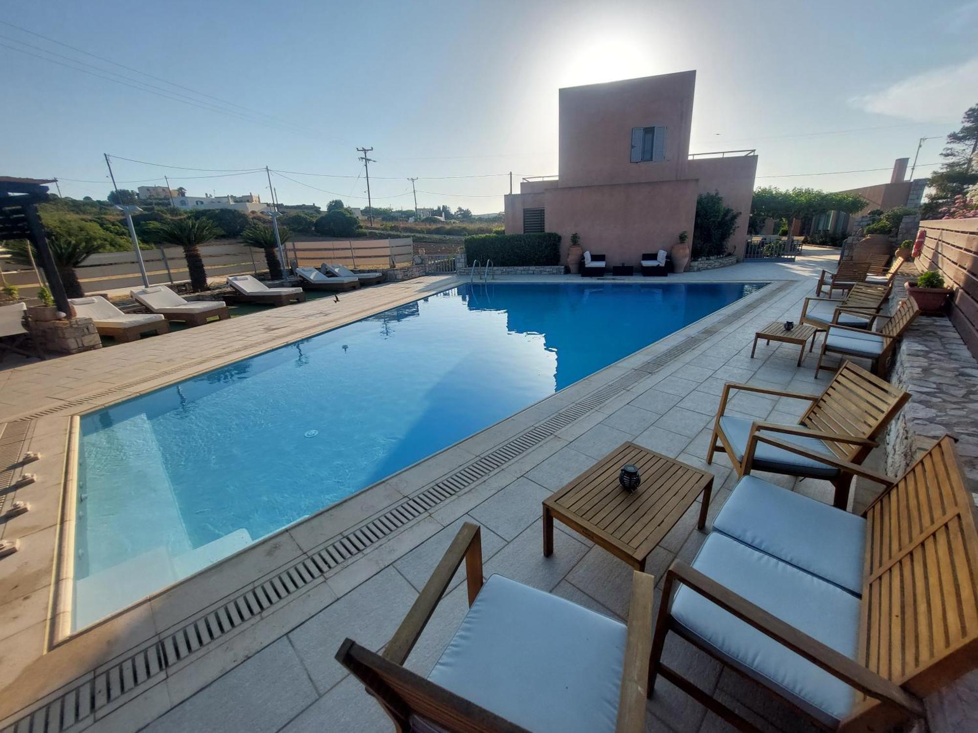 Petradi Apart otel Livadi  Dış mekan fotoğraf