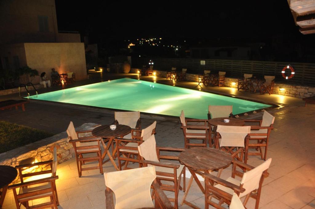 Petradi Apart otel Livadi  Dış mekan fotoğraf