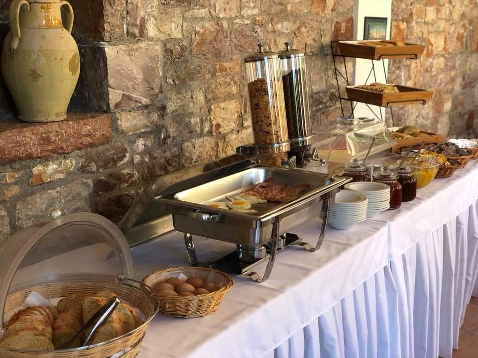 Petradi Apart otel Livadi  Dış mekan fotoğraf