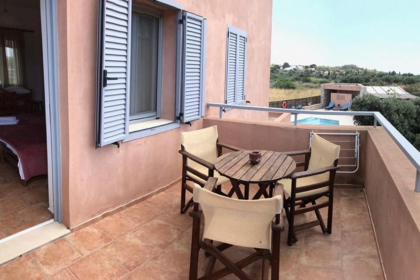 Petradi Apart otel Livadi  Dış mekan fotoğraf