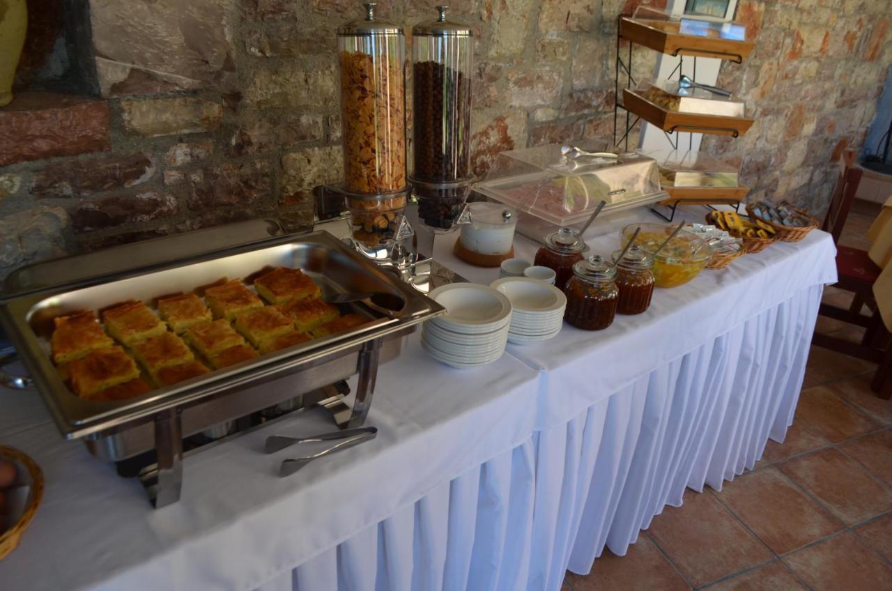 Petradi Apart otel Livadi  Dış mekan fotoğraf
